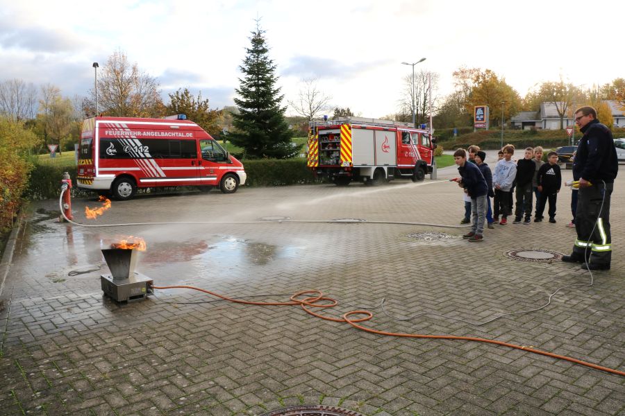 2025 10 24TagderHelferLschangriff